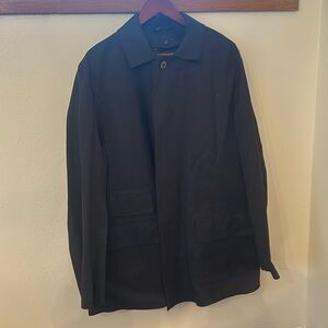 Mackintosh Men’s Grey Overcoat
Size L - Good Condition
100% waterproof
100% wool
